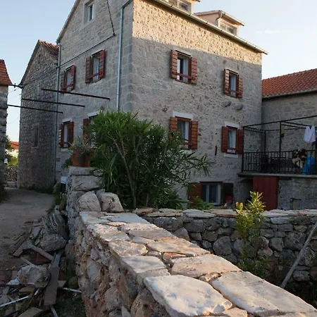 House Mala * Rudina
